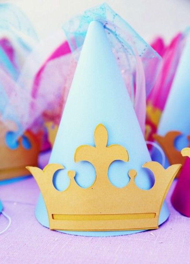 How To Make A Crown Birthday Cake How To Make A Crown Birthday Cake