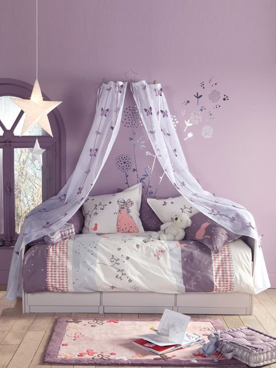 quarto infantil lilas cama