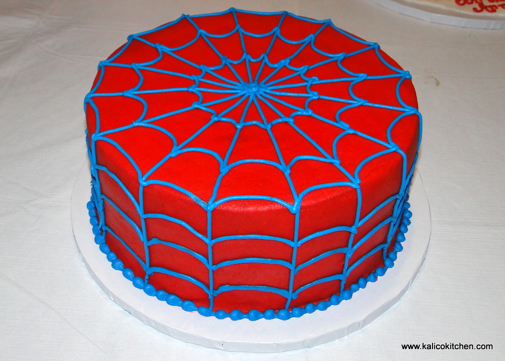 bolo-homem-aranha-vermelho-azul