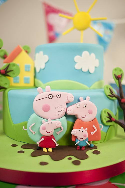 Imagem: https://br.pinterest.com/source/boloaniversario.com