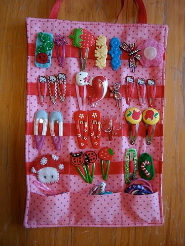 organizando-enfeites-de-cabelo-presilhas-de-meninas