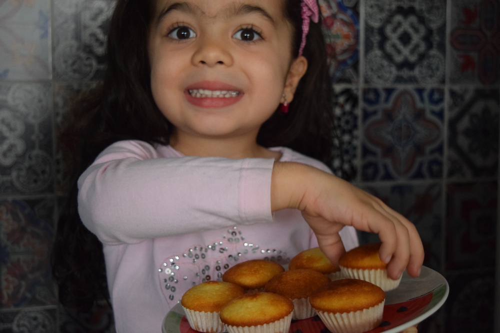 crianca-na-cozinha-receita-cupcake