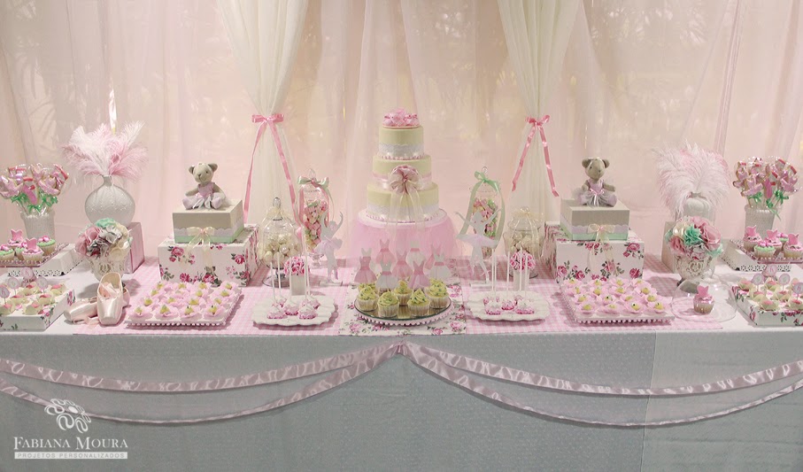 Decoração de mesa para festa infantil bailarina