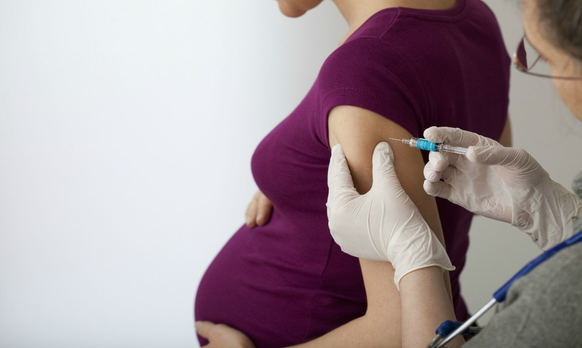 Vacinas que a gestante deve tomar na gravidez