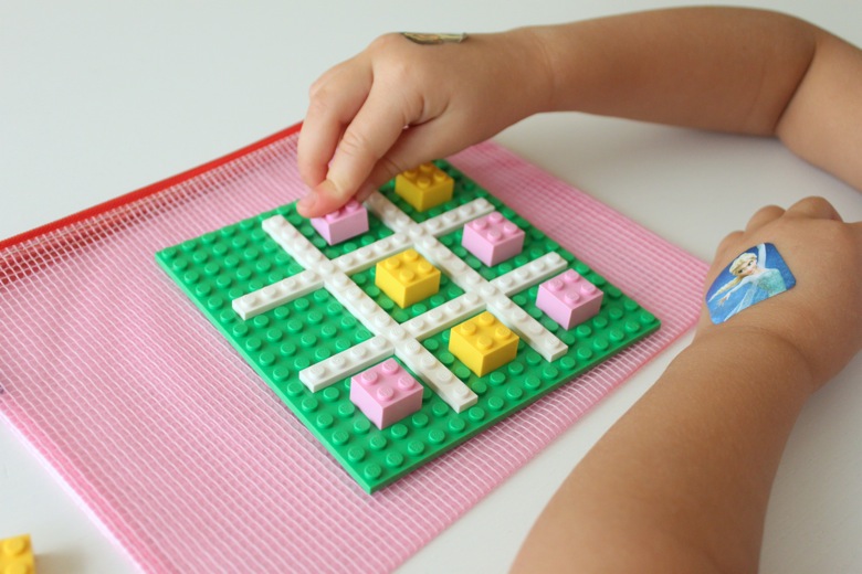 como brincar com LEGO