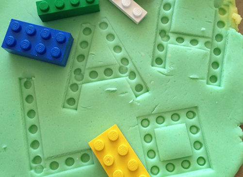 Ideias de como brincar com LEGO