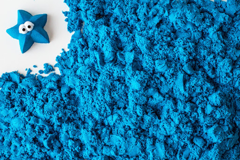 como fazer areia colorida